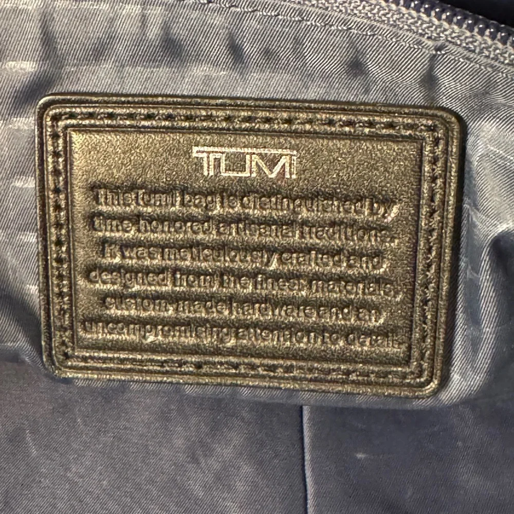 Tumi Arrive Narita Black Nylon/Leather Laptop Messenger Briefcase